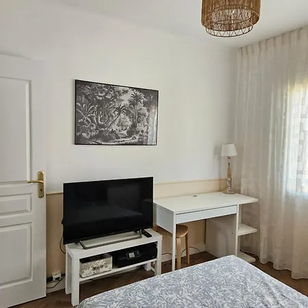 Διαμέρισμα Renove Dernier Etage En Et Au Calme