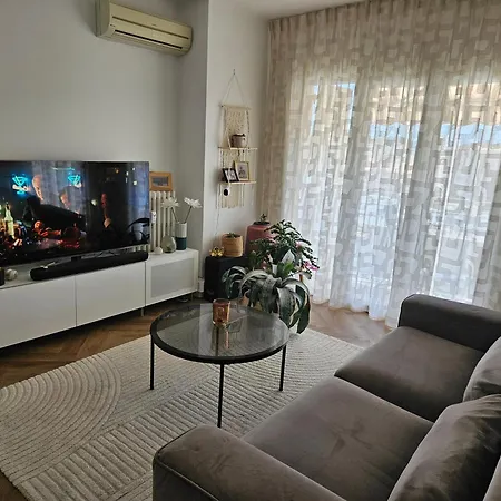 Διαμέρισμα Renove Dernier Etage En Et Au Calme Τουλόν